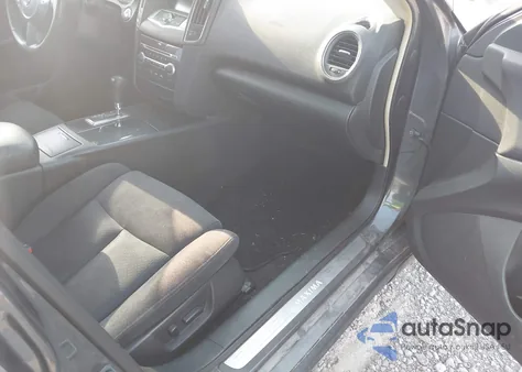 2013 Nissan Maxima 3.5 S z USA, uszkodzony, nr VIN 1N4AA5AP2DC810217